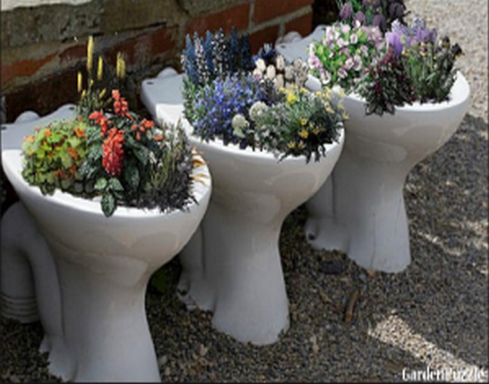 Recycled Commodes Gardening Ideas