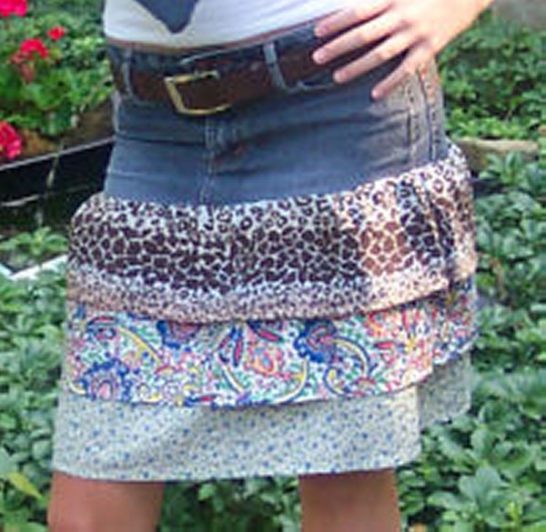 Old Blue Denim into Awesome Skirt