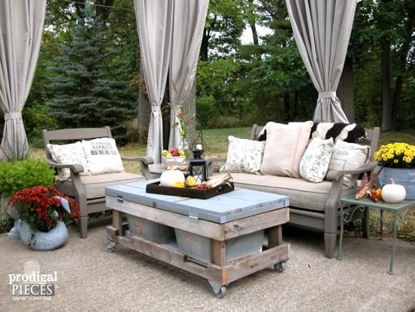 Patio Furniture Made from Upcycled Pallets