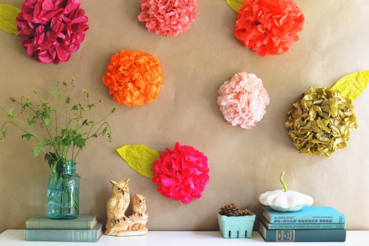 Recycled Paper Beautiful Flowers for Wall Decorating