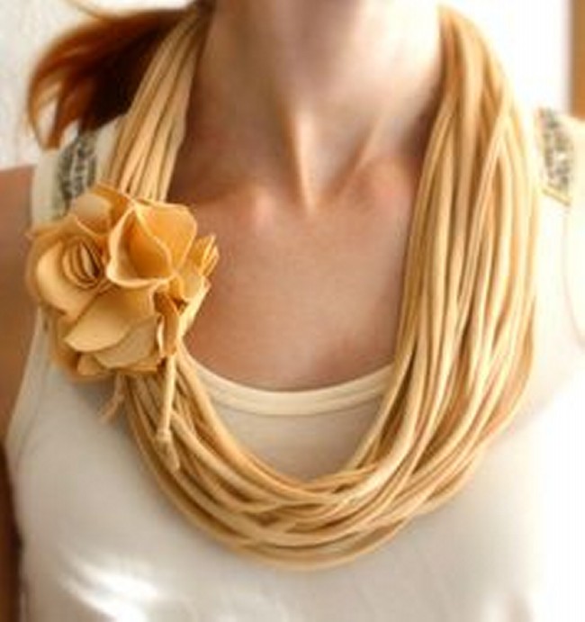 Recycled T-shirt Beautiful Nacklace