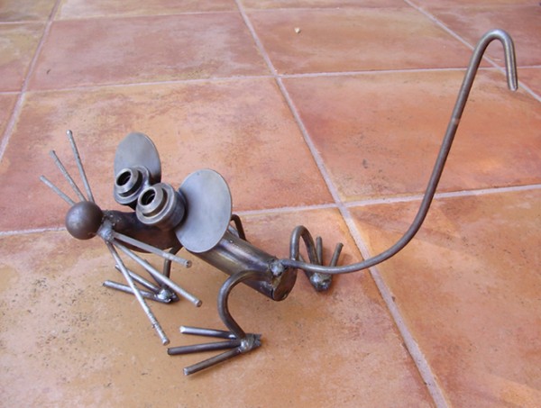 Repurposed Metal Mouse