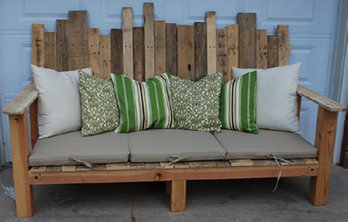 Recycled Pallet Sofa