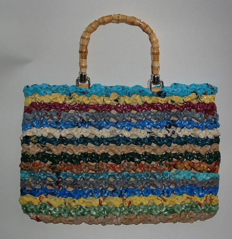 Recycled Plastic Bags into Purse