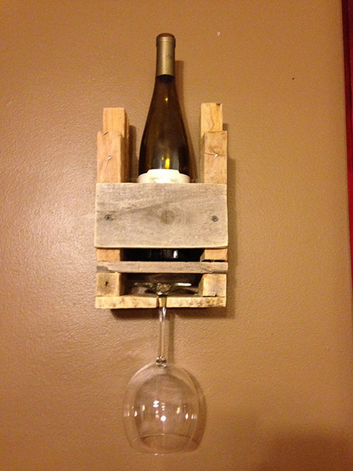 One Glass & One Bottle Wine Rack