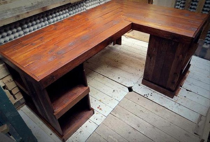 Pallet Sectional Desk & Table