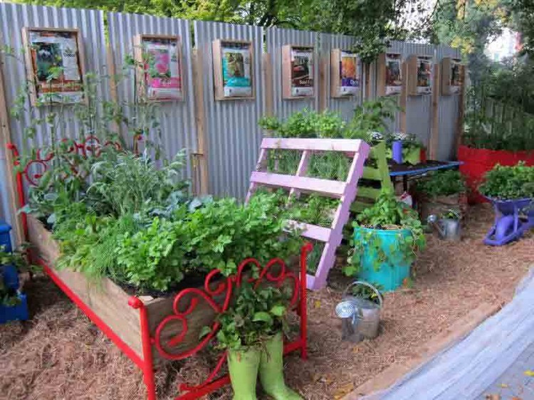 Recycled Pallet Gardening