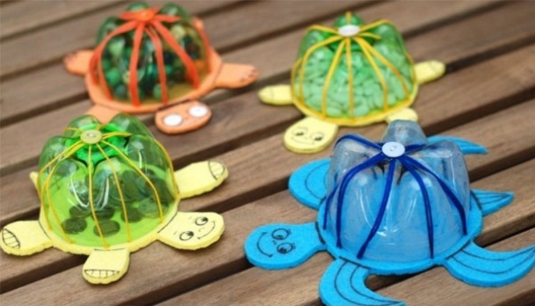 Recycled Plastic Bottles Turtle