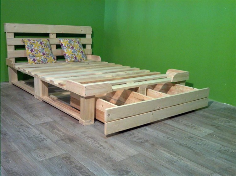 Wooden Pallet Bed With Storage