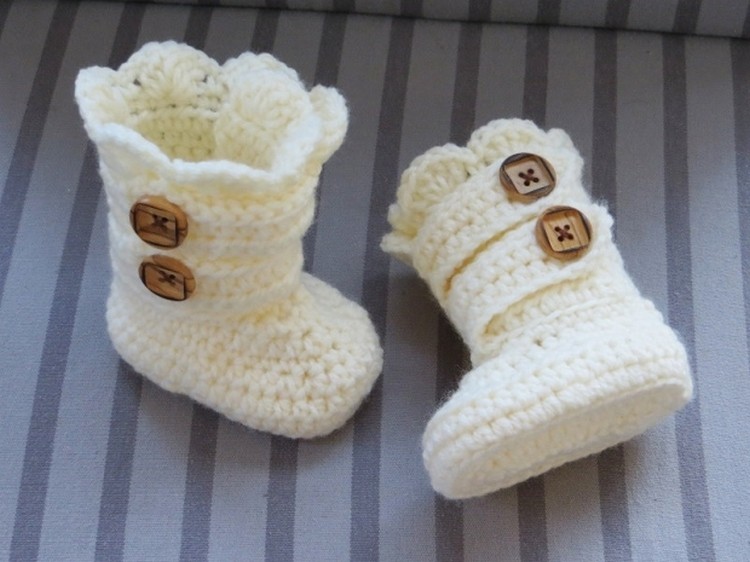 Crochet Baby Booties ideas