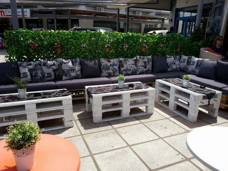 Pallet Outdoor Cafe Furniture