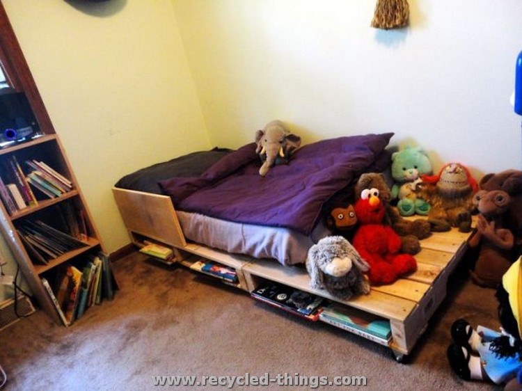 Pallet Toddler Bed Ideas