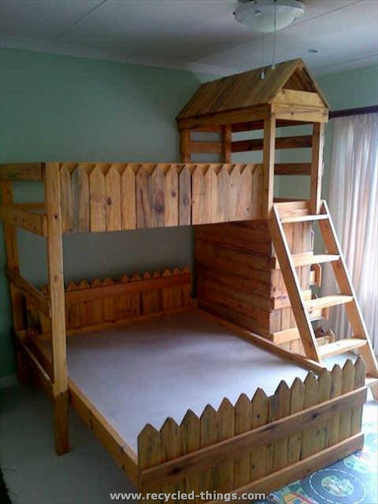 Recycled Pallet Bed for Kids