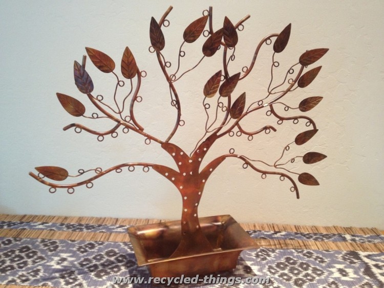 Upcycled Iron Jewelry Tree