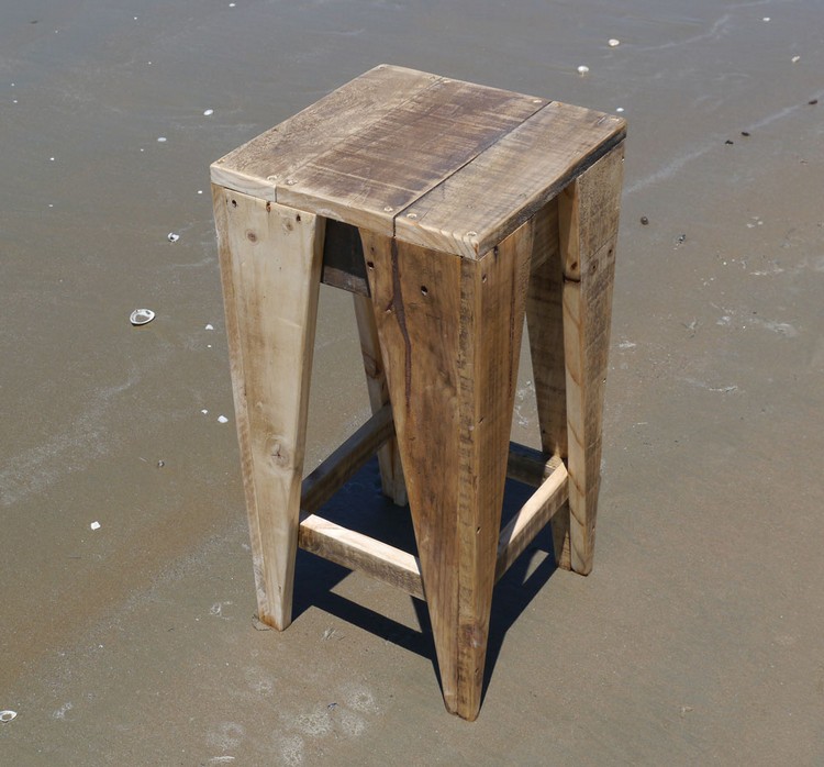 Recycled Pallet Stool