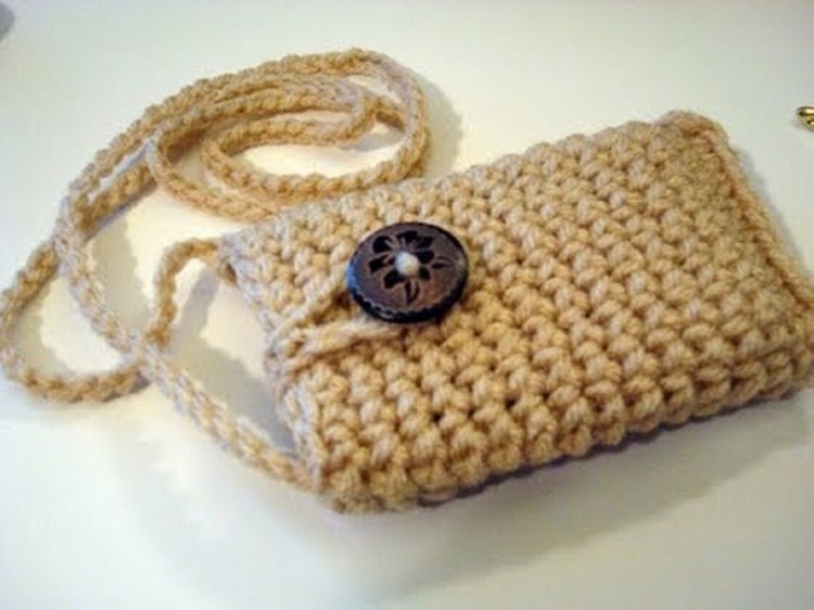 Crochet Mobile Cover