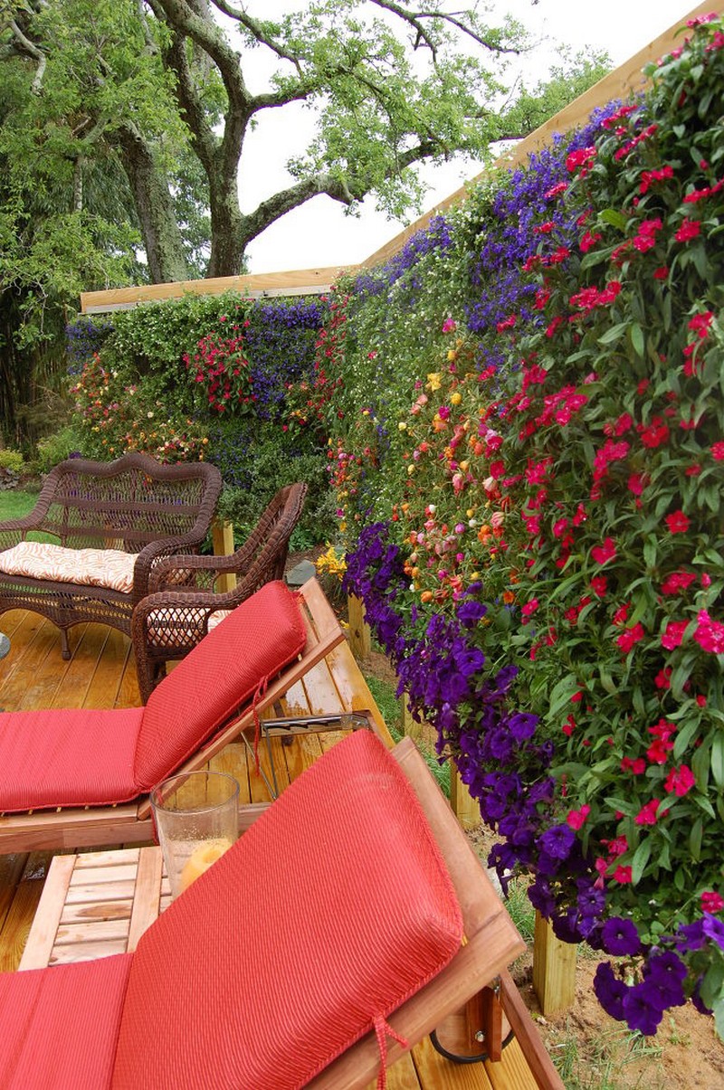 Beautiful Vertical Garden Wall Decor Ideas