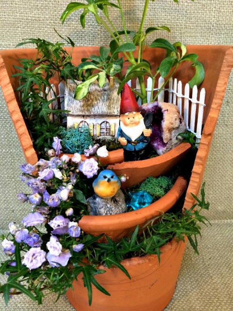 Broken Pots Turned Into Brilliant Fairy Garden Ideas Recycled Crafts
