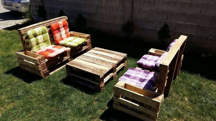 Pallet Furniture for Garden