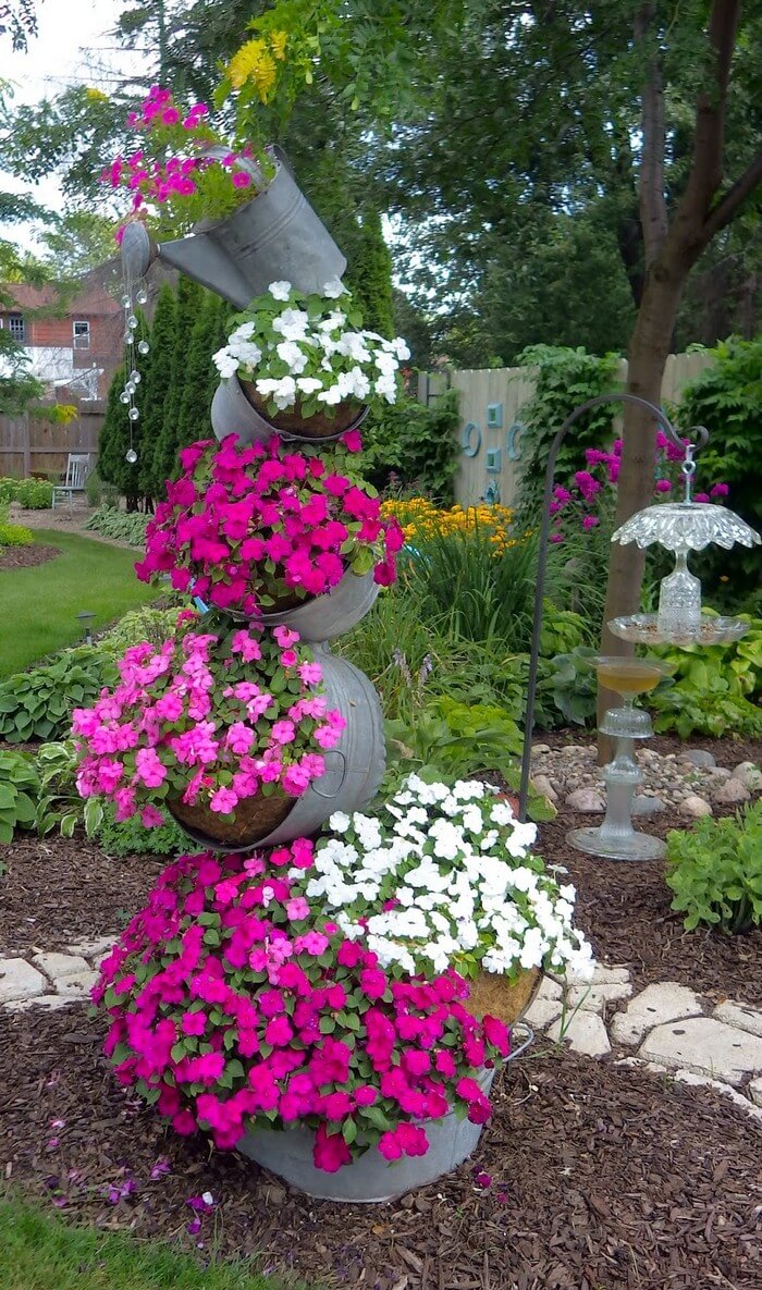Beautiful Garden Decor Idea