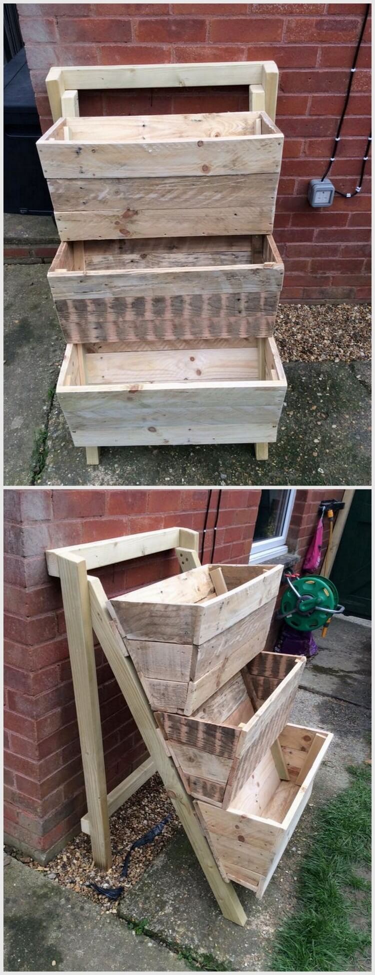 Recycled Pallet Planter Stand