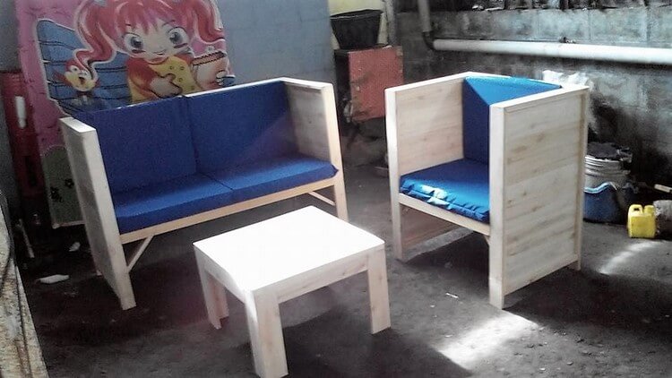Pallet Furniture Set