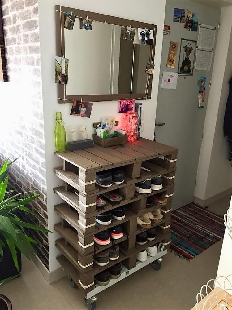 Pallet Mirror and Shoe Rack