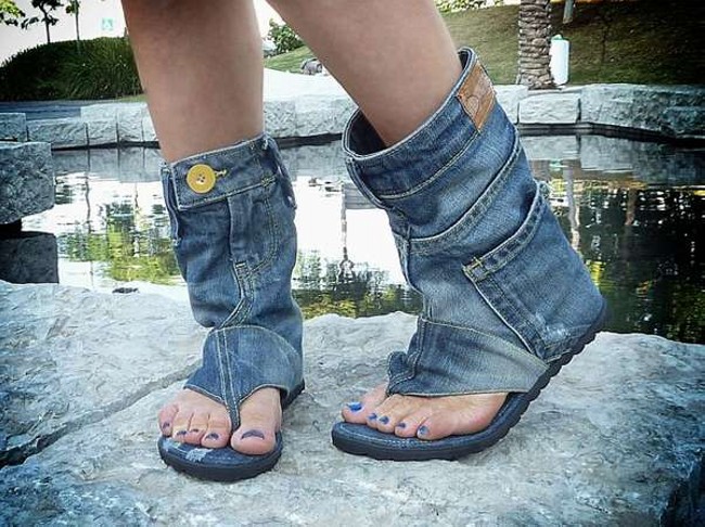 Recycled Old Jeans into Stylish Shoes | Recycled Crafts